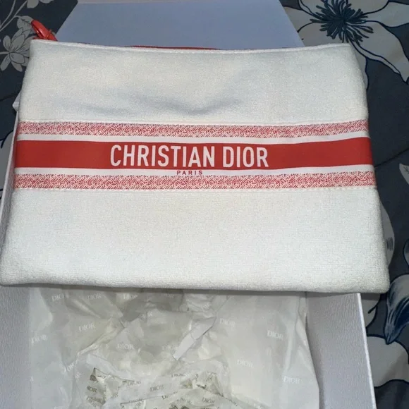Christian Dior White and Red Pouch - Picture 2 of 9